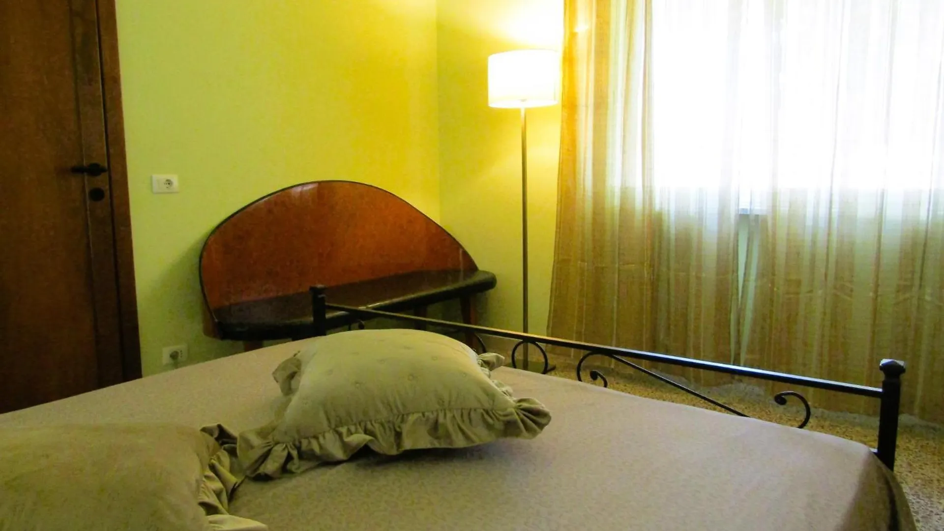 Casa Del Melograno Apartment Camaiore